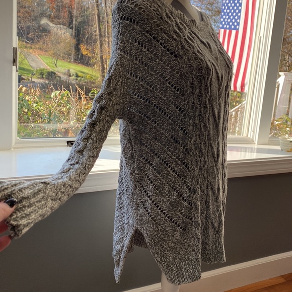 Express sweater - Picture 2 of 4